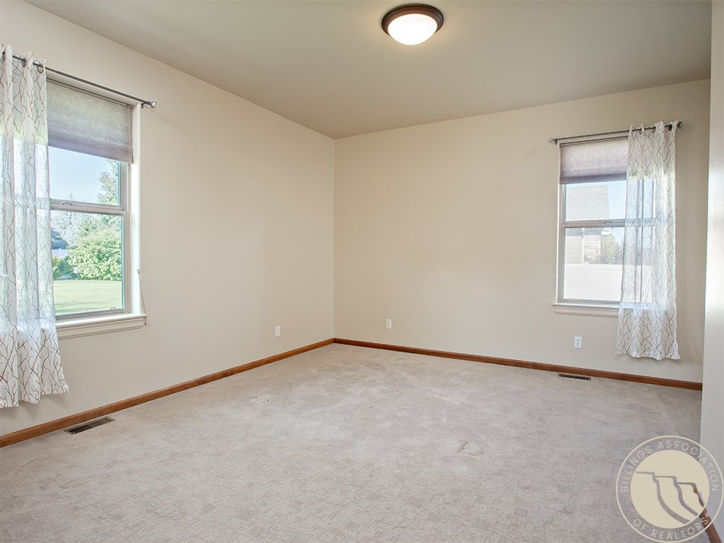 4231 Julaura Ln