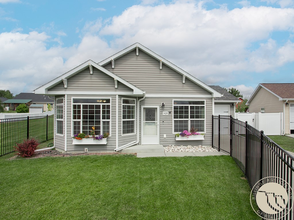 1428 Twin Oaks Dr