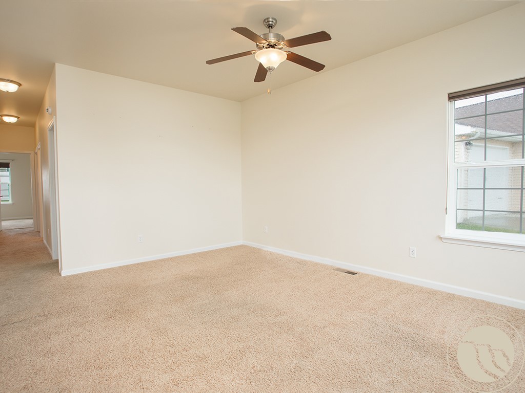 1428 Twin Oaks Dr