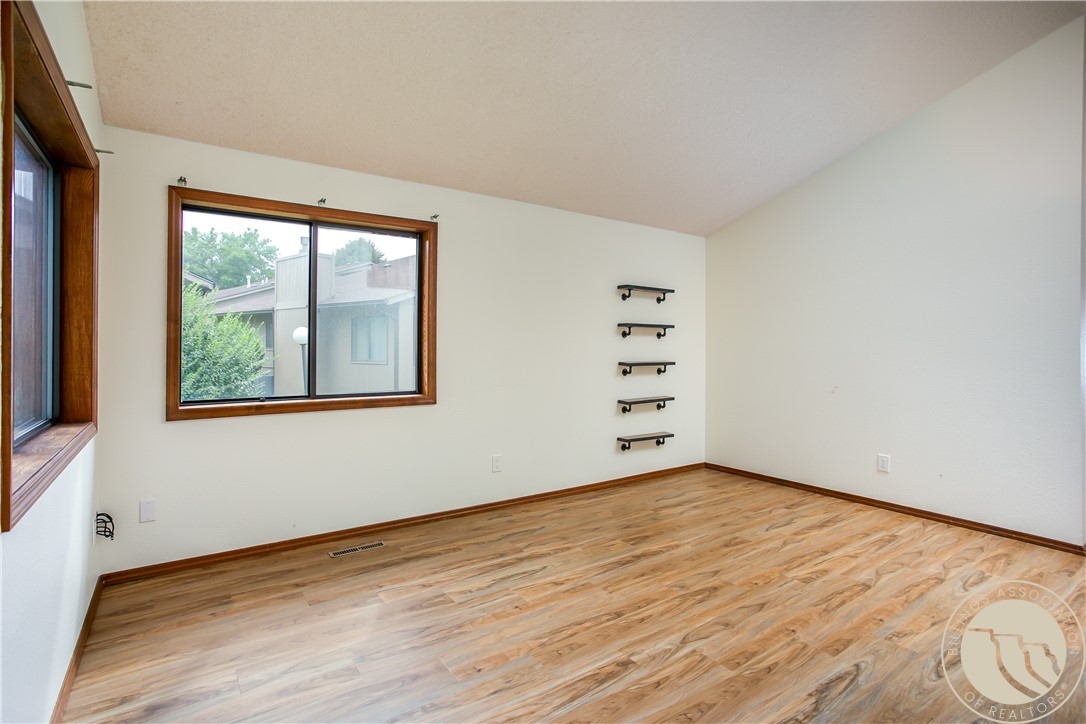 3254 Granger Ave E K1