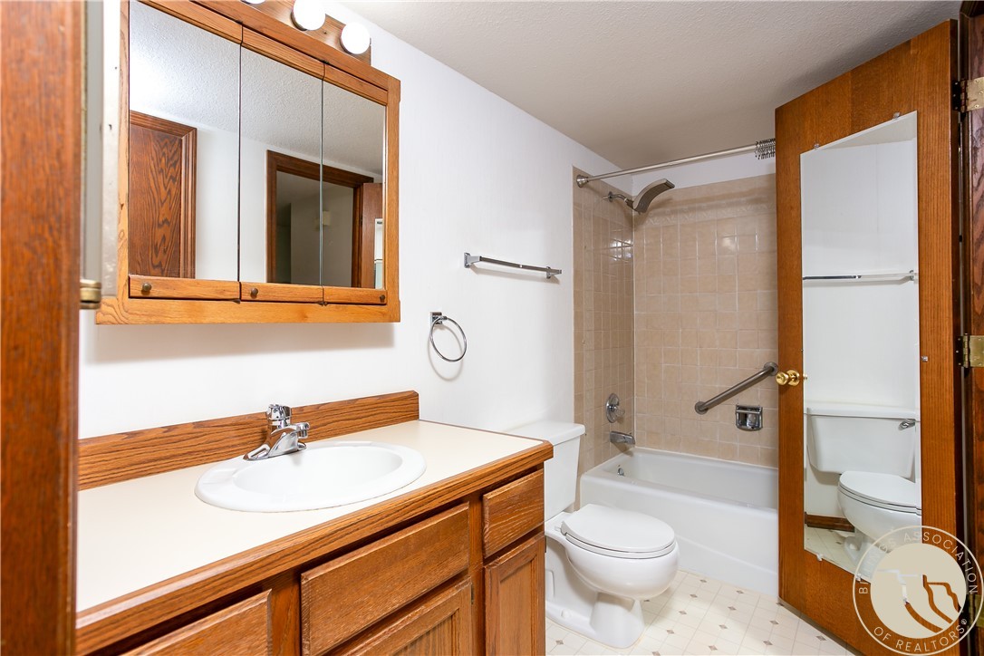 3254 Granger Ave E K1