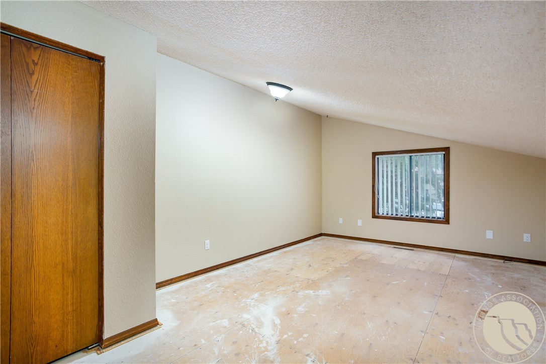 3254 Granger Ave E K1