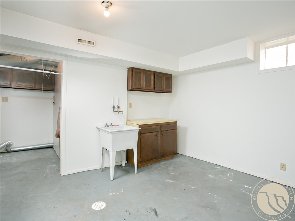 112 Wyoming Ave