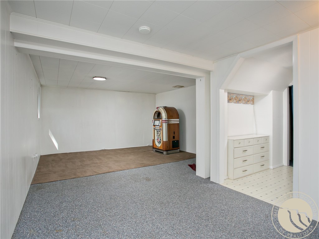 112 Wyoming Ave