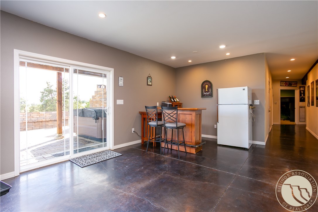 4728 Clapper Flat Rd