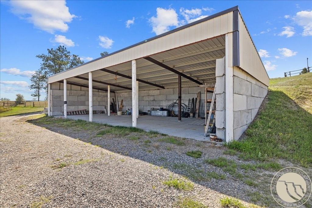 16167 Hwy 12 W