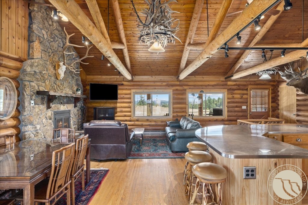 16167 Hwy 12 W