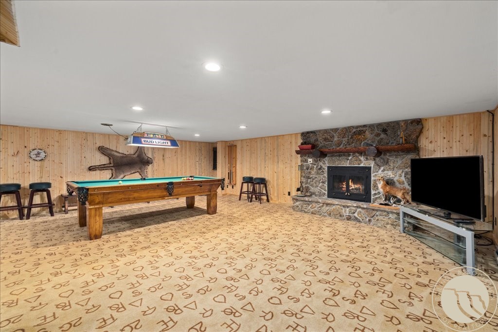 16167 Hwy 12 W