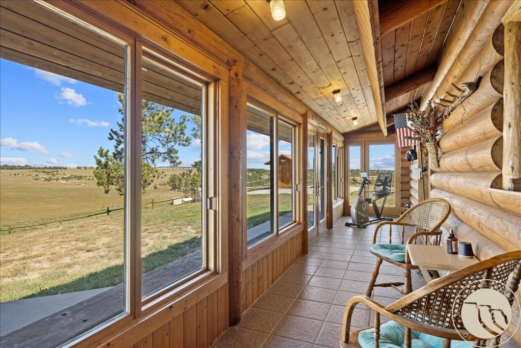 16167 Hwy 12 W