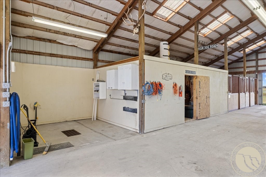 16167 Hwy 12 W