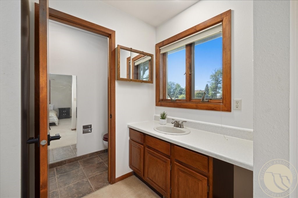 524 3rd Ave SW