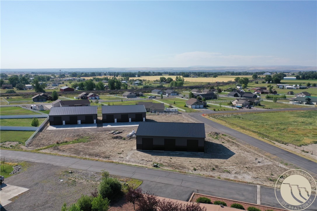 7622 N Leopard Ave #3