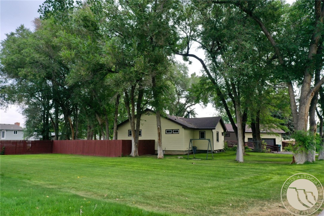 3203 Lynn Ave