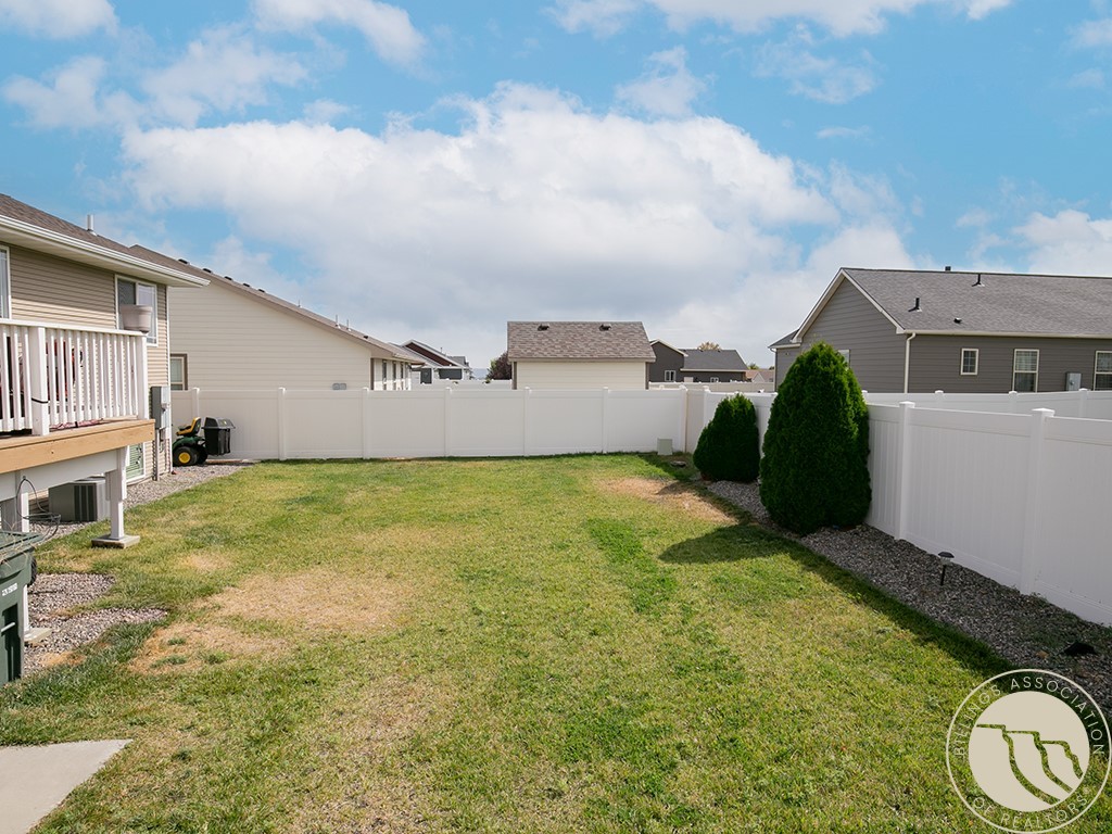 1414 Benjamin Blvd