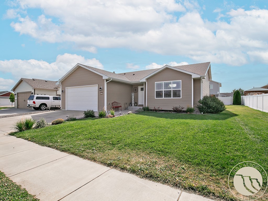 1414 Benjamin Blvd