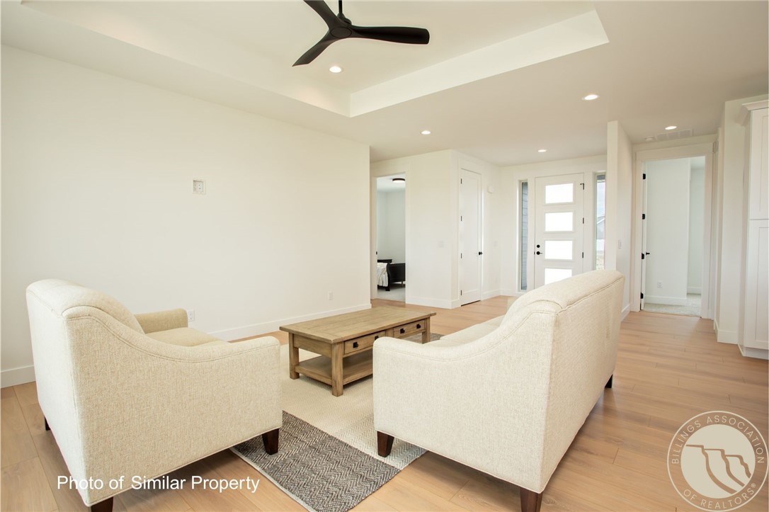 4613 Shining Light Lane