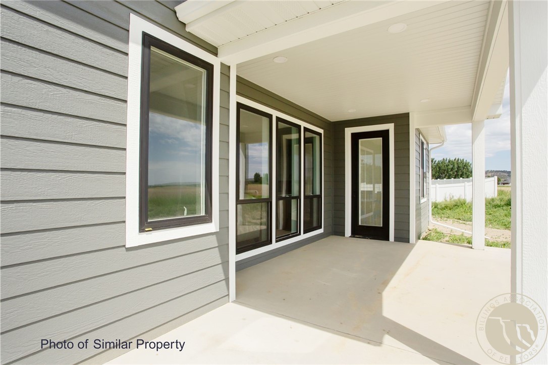 4613 Shining Light Lane