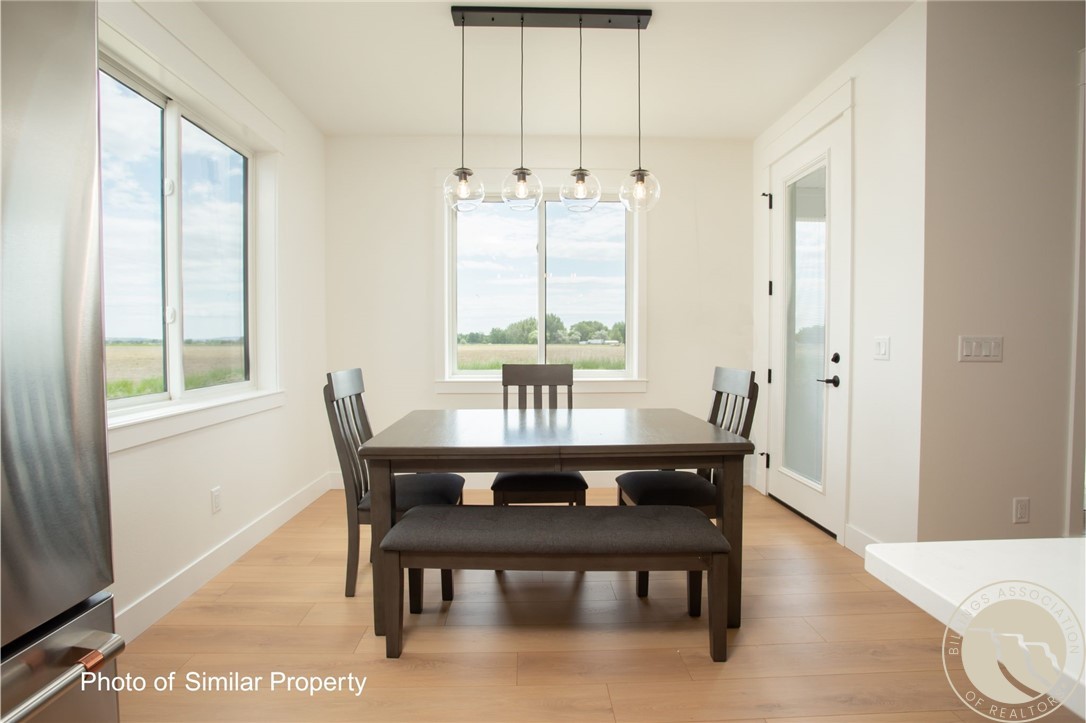 4613 Shining Light Lane