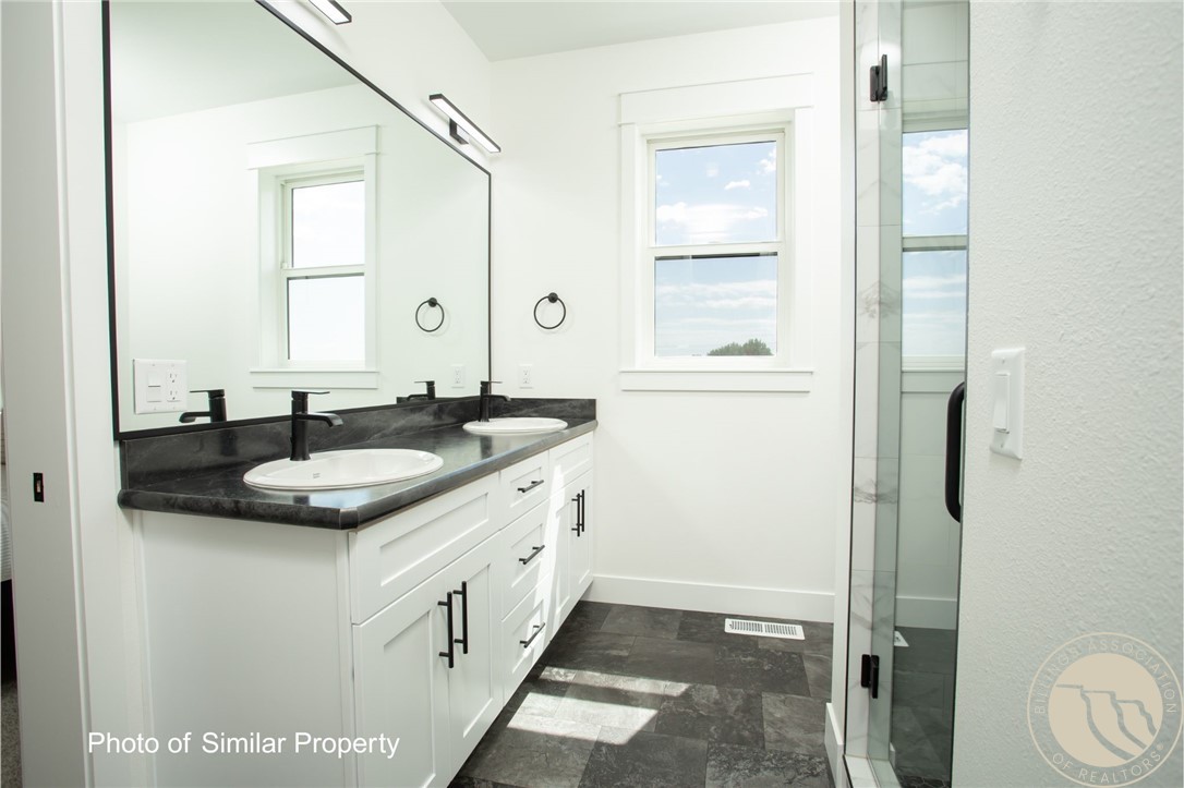 4613 Shining Light Lane