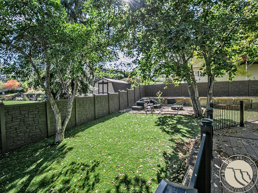 663 Valle Vista Ave