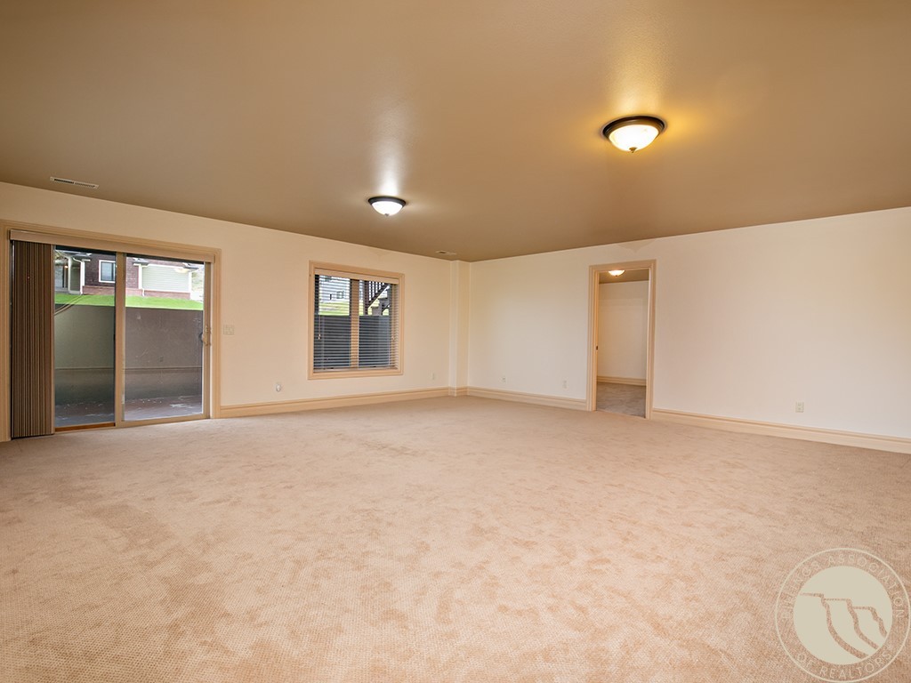 3441 Castle Pines Dr