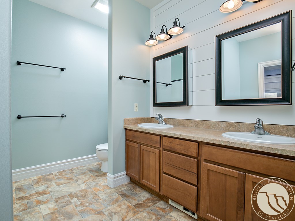 3441 Castle Pines Dr