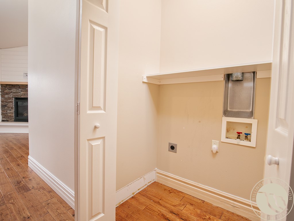 3441 Castle Pines Dr