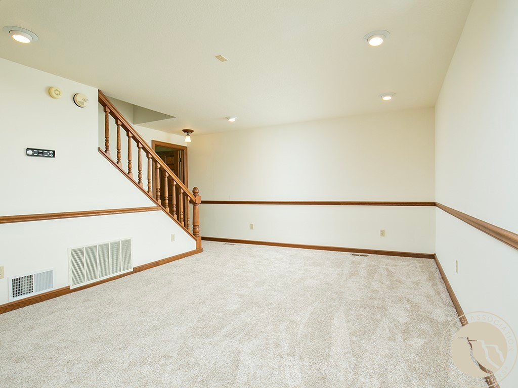 2800 Gregory Drive S