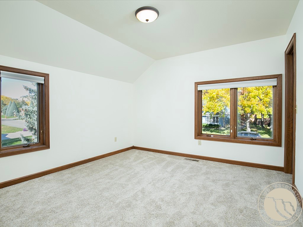 2800 Gregory Drive S