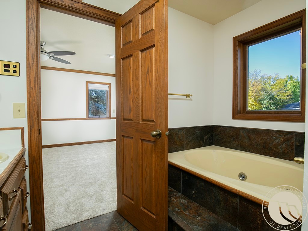 2800 Gregory Drive S