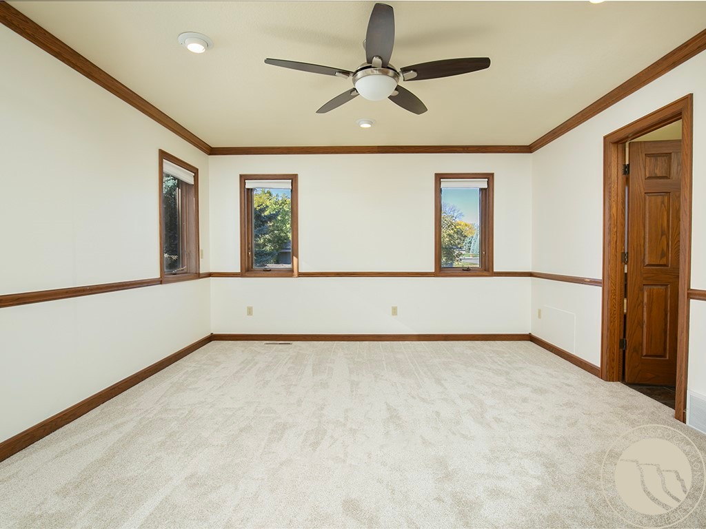 2800 Gregory Drive S