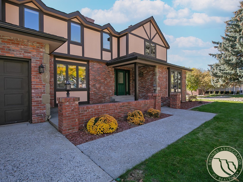 2800 Gregory Drive S