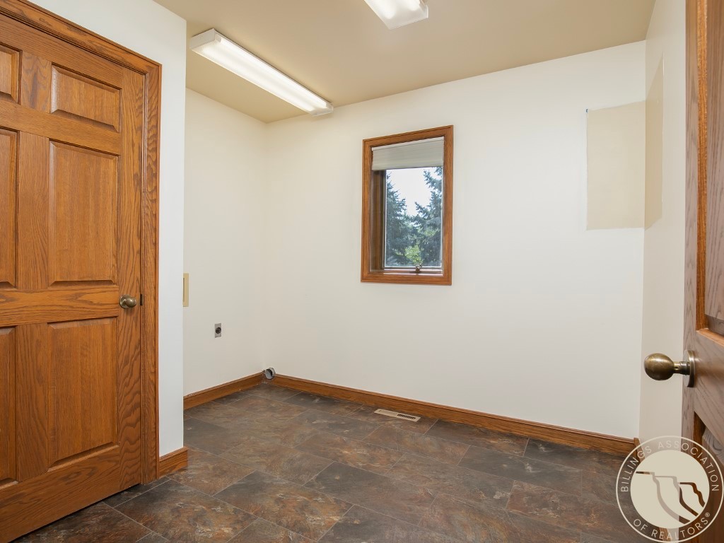 2800 Gregory Drive S