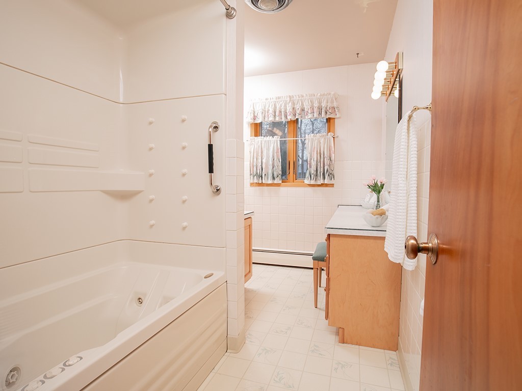 545 Beverly Hill BOULEVARD