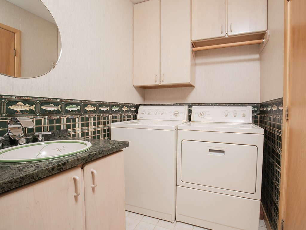 545 Beverly Hill BOULEVARD