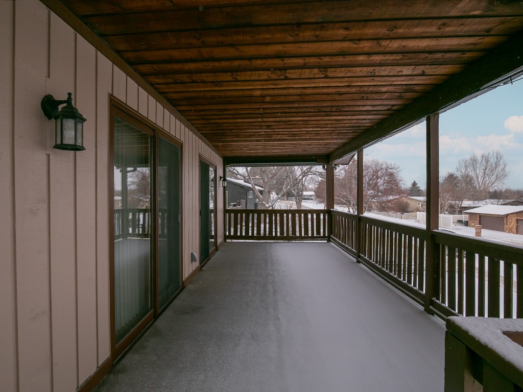 657 Valle Vista AVENUE