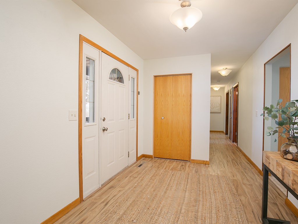 657 Valle Vista AVENUE