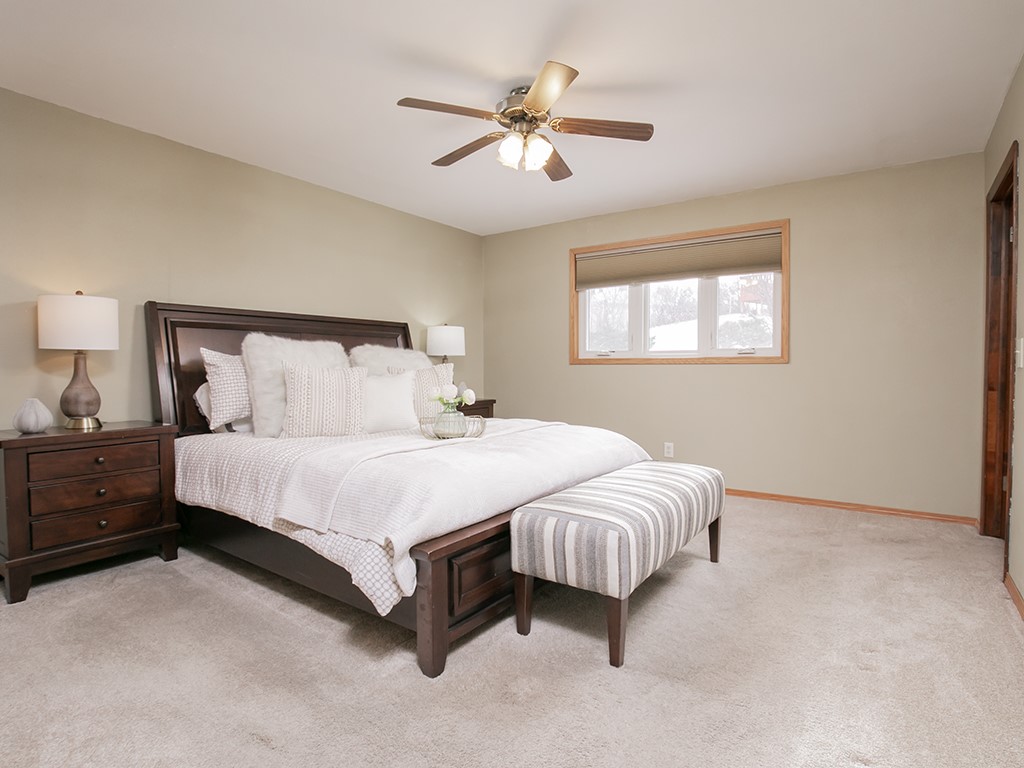 657 Valle Vista AVENUE