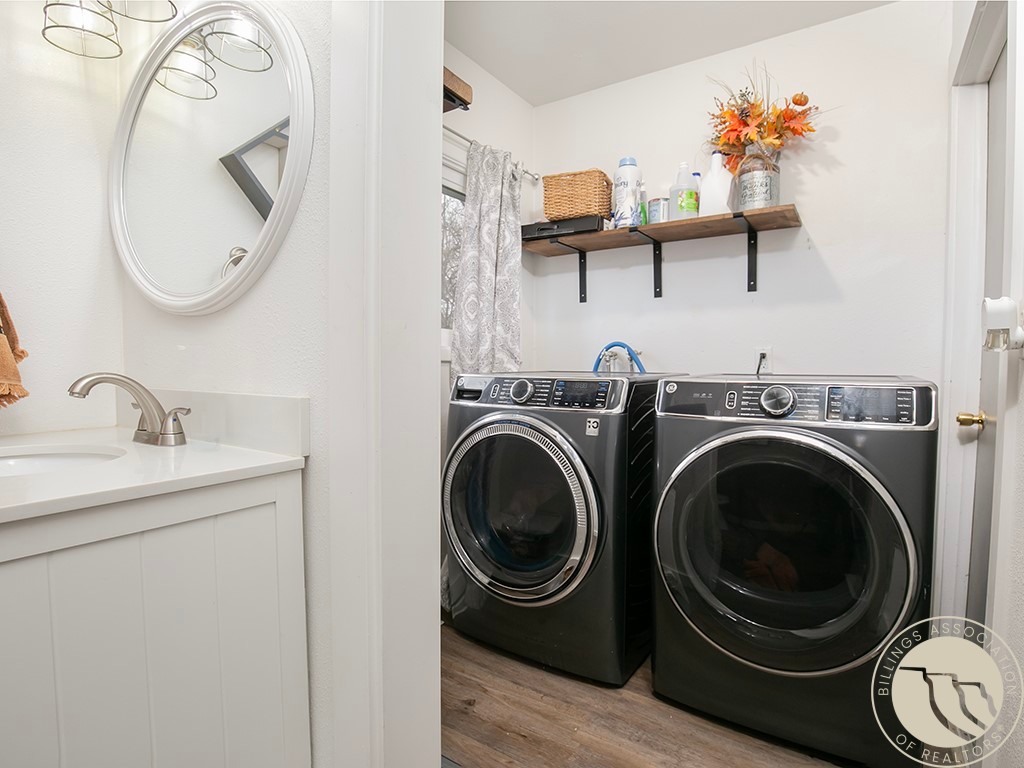 1704 Burlington AVENUE