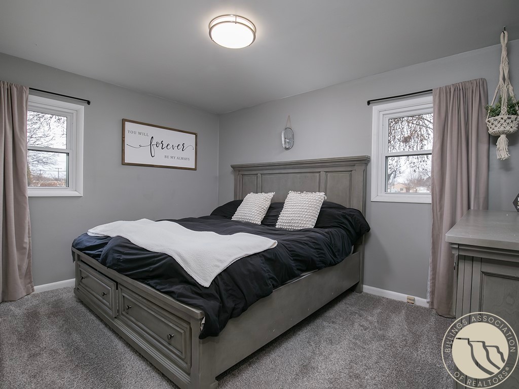 1704 Burlington AVENUE