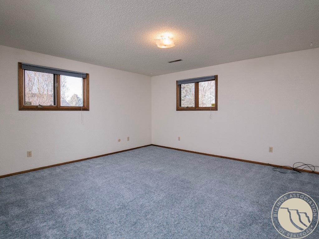 2110 Ridgeview Drive