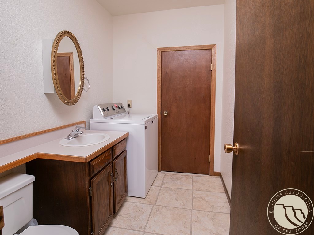 2110 Ridgeview Drive