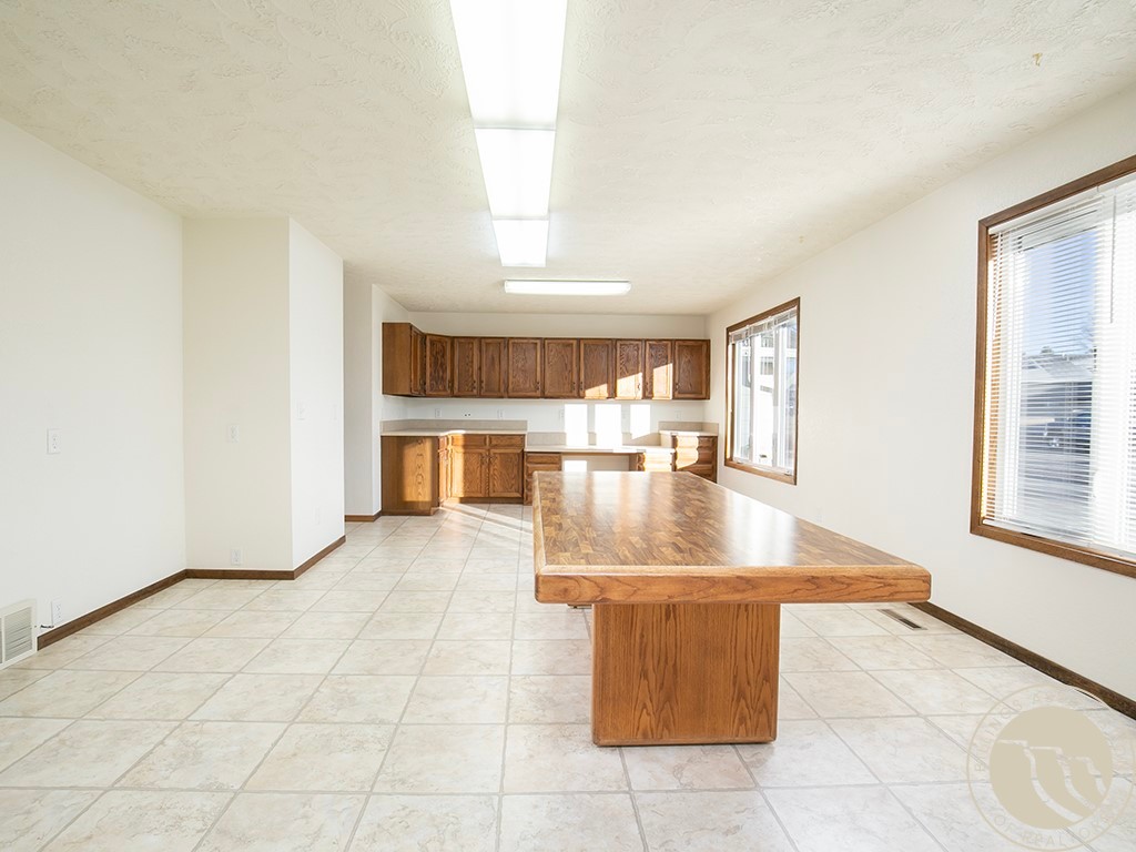 2110 Ridgeview Drive