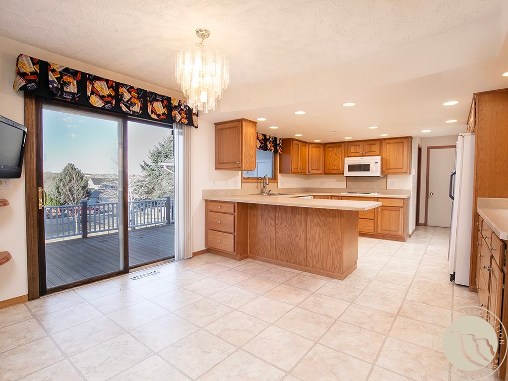 2110 Ridgeview Drive