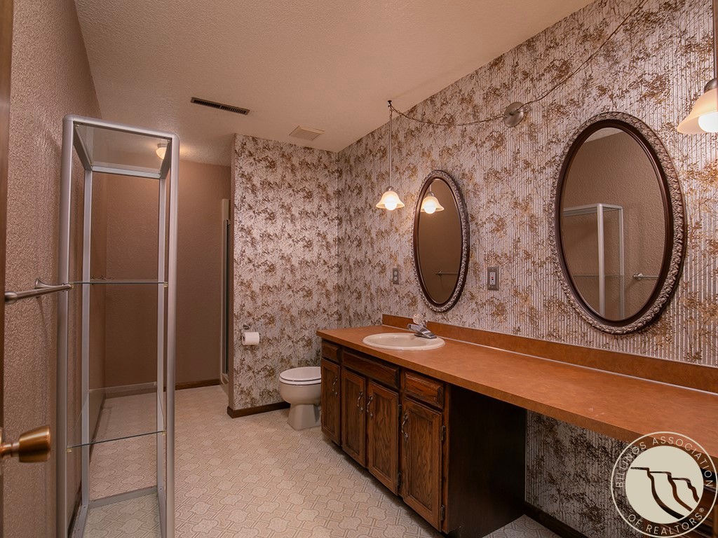 2110 Ridgeview Drive