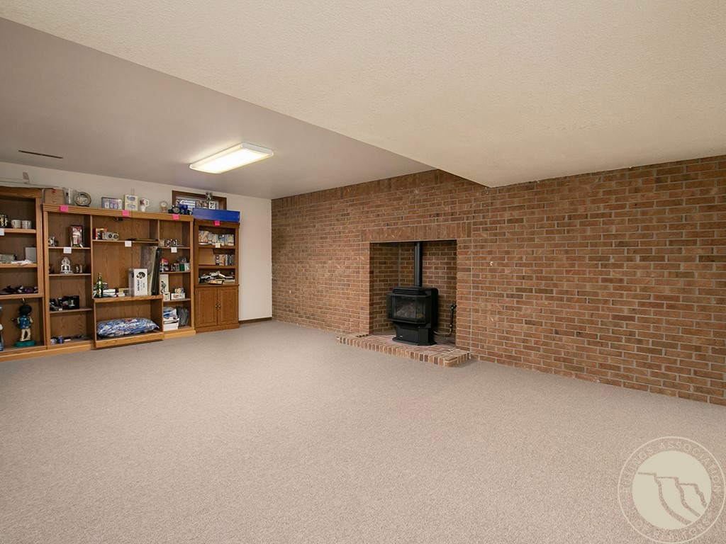 2110 Ridgeview Drive