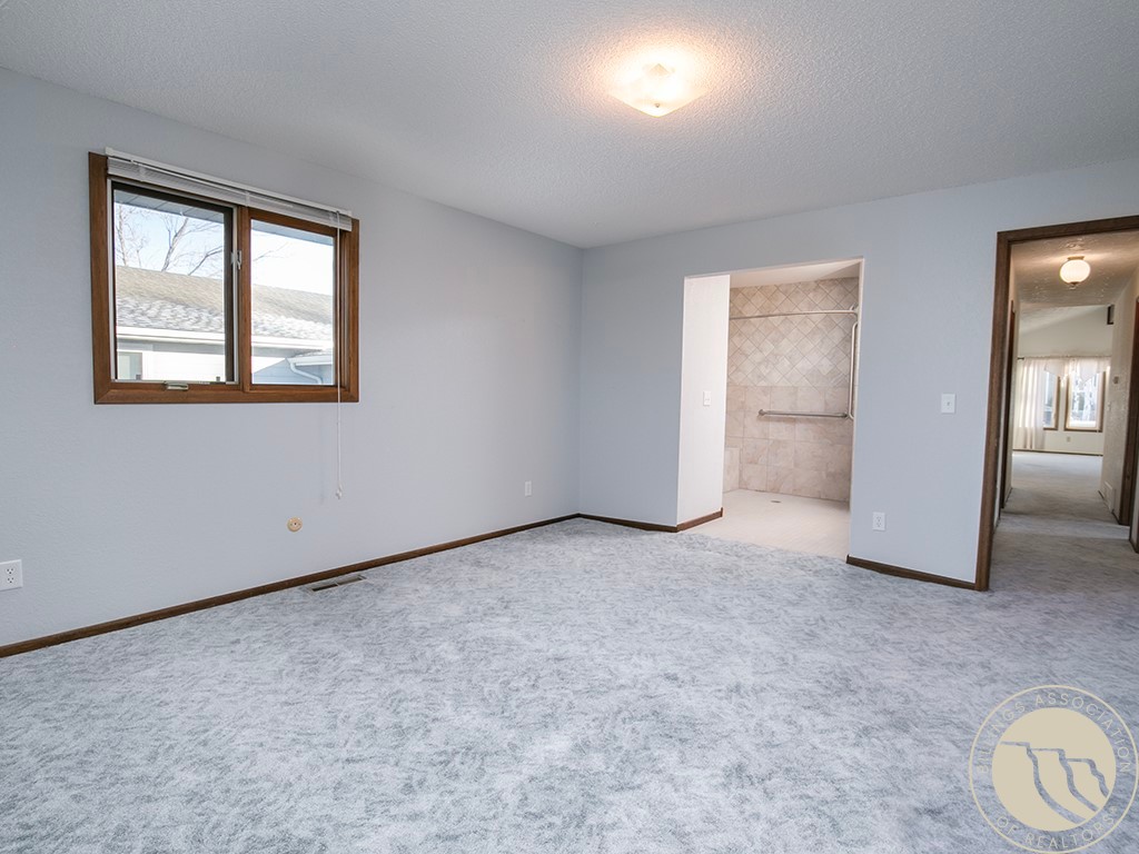 2110 Ridgeview Drive