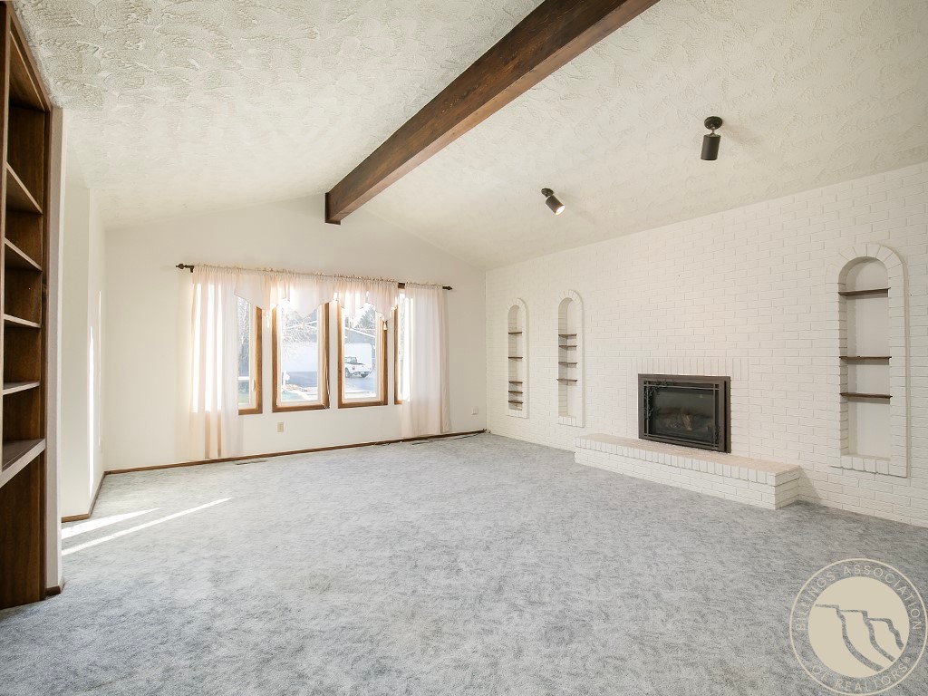 2110 Ridgeview Drive