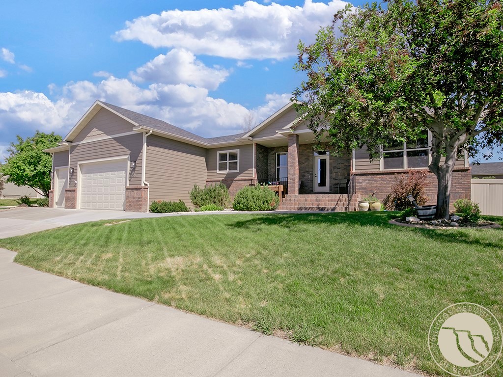 6217 Gray Hawk Court