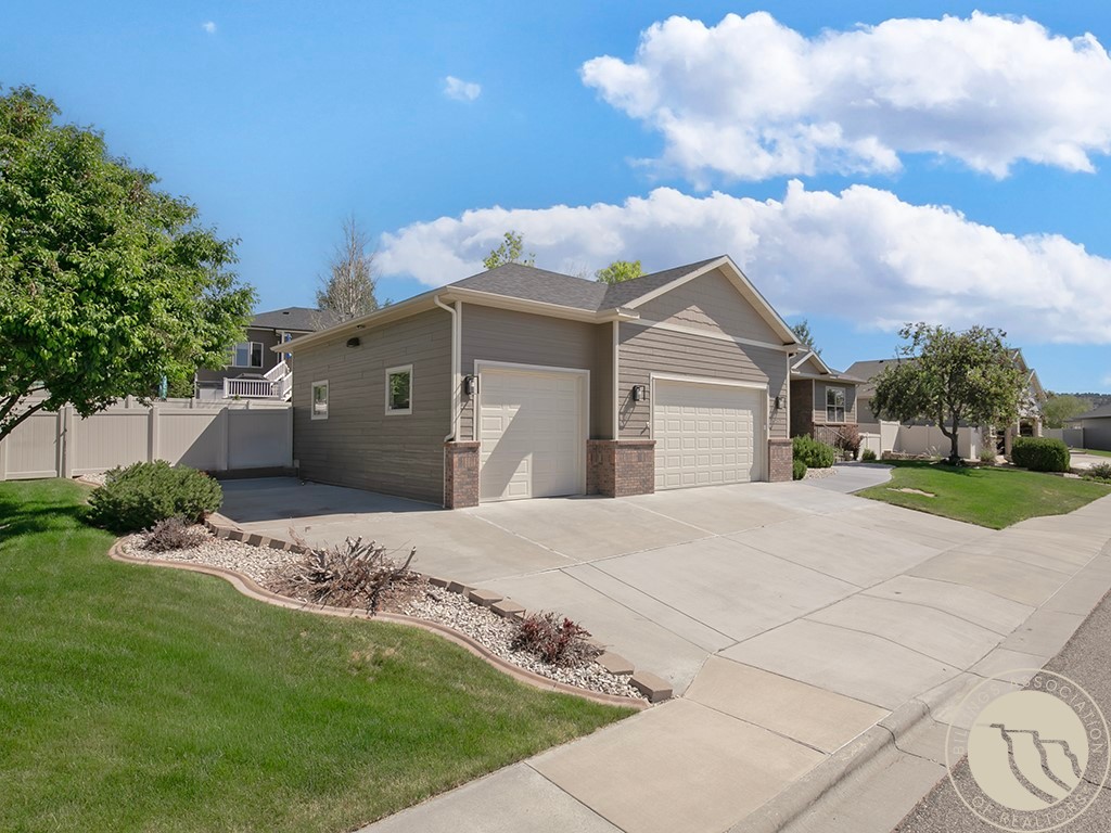 6217 Gray Hawk Court